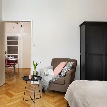 City Center Modern Apartments *
